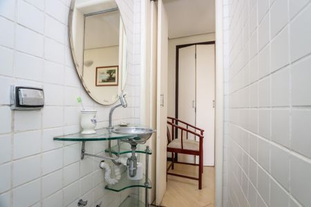 Apartamento à venda com 130m², 3 quartos e 1 vagaBanheiro da Piscina