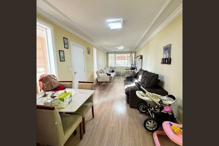 Foto 01 de casa à venda com 3 quartos, 178m² em Jardim Peri Peri, São Paulo