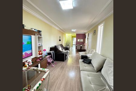 Foto 02 de casa à venda com 3 quartos, 178m² em Jardim Peri Peri, São Paulo