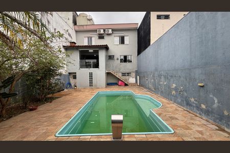Casa à venda com 263m², 4 quartos e 4 vagas Casa à venda com 263m², 4 quartos e 4 vagasÁrea Externa