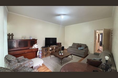 Casa à venda com 263m², 4 quartos e 4 vagas Casa à venda com 263m², 4 quartos e 4 vagasSala