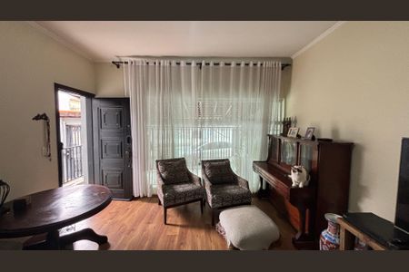 Sala de casa para alugar com 4 quartos, 263m² em Jardim Bela Vista, Santo André