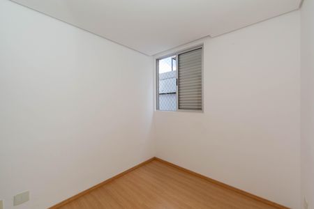 Apartamento à venda com 62m², 2 quartos e 2 vagas Apartamento à venda com 62m², 2 quartos e 2 vagasQUARTO2