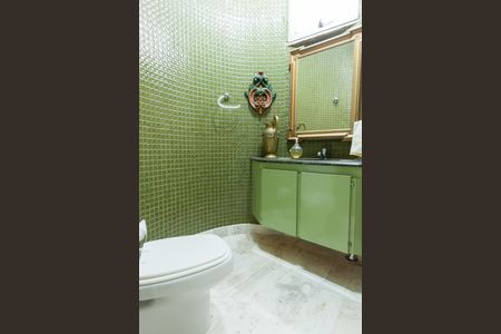 Apartamento à venda com 180m², 4 quartos e 3 vagasLavabo