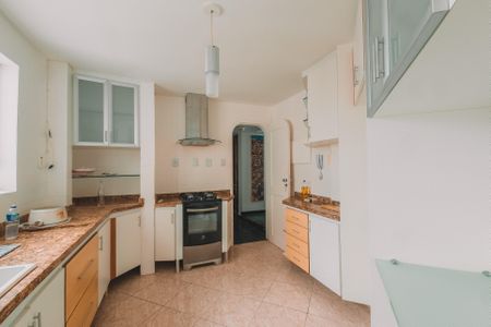 Apartamento para alugar com 280m², 3 quartos e 2 vagasCozinha