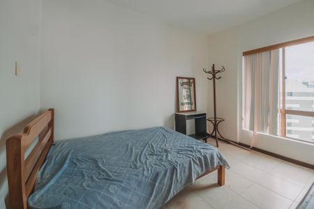 Apartamento para alugar com 280m², 3 quartos e 2 vagasQuarto 2