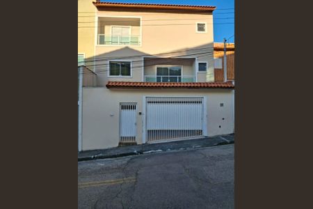 Casa à venda com 181m², 3 quartos e 4 vagasFachada