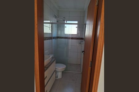 Casa à venda com 181m², 3 quartos e 4 vagasBanheiro Social