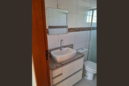 Casa à venda com 181m², 3 quartos e 4 vagasBanheiro Social