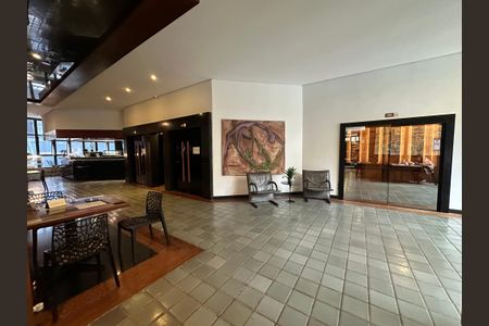 Studio para alugar com 42m², 1 quarto e 1 vaga Studio para alugar com 42m², 1 quarto e 1 vagaHall de entrada