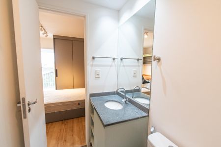 Studio à venda com 31m², 1 quarto e sem vaga Studio à venda com 31m², 1 quarto e sem vagaBanheiro