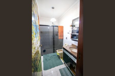 Casa à venda com 200m², 4 quartos e 4 vagas Casa à venda com 200m², 4 quartos e 4 vagasBanheiro da Suíte