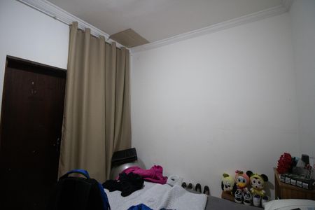 Quarto 1 de casa à venda com 5 quartos, 175m² em Vila das Belezas, São Paulo