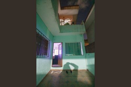 Casa à venda com 175m², 5 quartos e 3 vagasEntrada