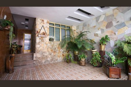 Casa à venda com 100m², 2 quartos e 2 vagasÁrea comum