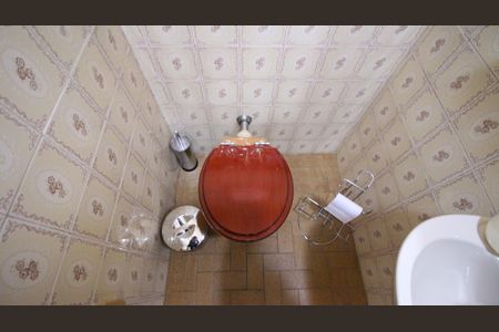 Casa à venda com 100m², 2 quartos e 2 vagasBanheiro Social 2