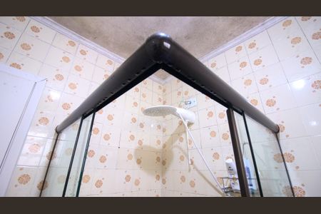 Casa à venda com 100m², 2 quartos e 2 vagasBanheiro Social 1