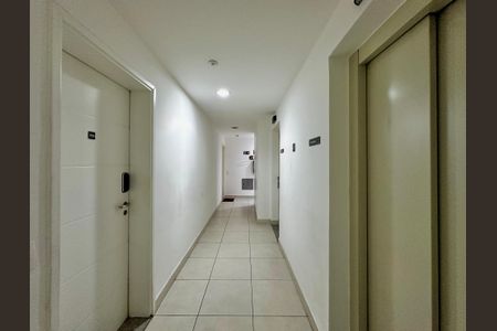 Apartamento à venda com 49m², 1 quarto e 1 vagaHall Apartamento