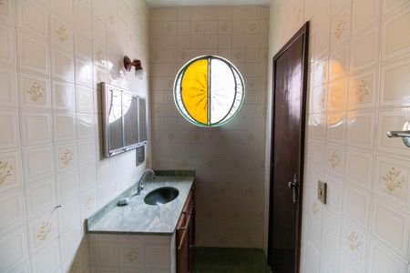 Casa à venda com 178m², 5 quartos e 3 vagas Casa à venda com 178m², 5 quartos e 3 vagasBanheiro da Suíte