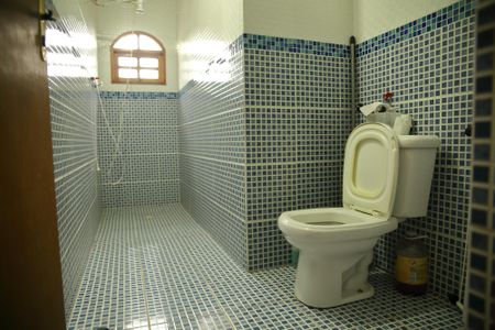 Casa para alugar com 200m², 3 quartos e 2 vagasBanheiro Social