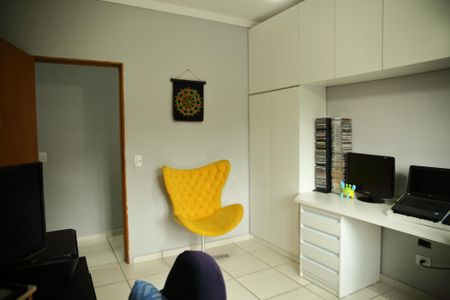 Casa para alugar com 200m², 3 quartos e 2 vagasQuarto 