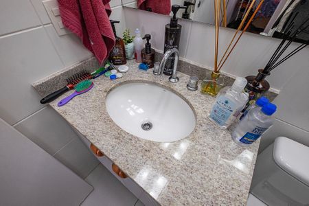 Apartamento para alugar com 73m², 2 quartos e 1 vaga Apartamento para alugar com 73m², 2 quartos e 1 vagaBanheiro Social