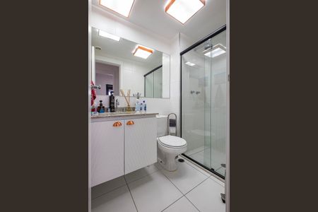 Apartamento para alugar com 73m², 2 quartos e 1 vaga Apartamento para alugar com 73m², 2 quartos e 1 vagaBanheiro Social