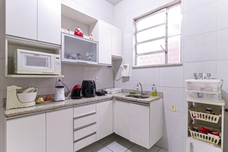 Casa à venda com 128m², 3 quartos e 2 vagas Casa à venda com 128m², 3 quartos e 2 vagasCozinha