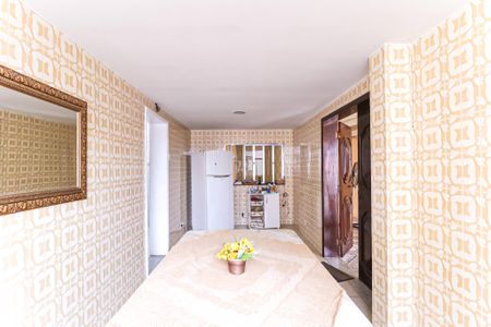 Casa à venda com 128m², 3 quartos e 2 vagas Casa à venda com 128m², 3 quartos e 2 vagasCopa