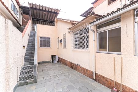 Casa à venda com 128m², 3 quartos e 2 vagas Casa à venda com 128m², 3 quartos e 2 vagasQuintal