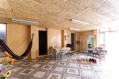 Casa à venda com 128m², 3 quartos e 2 vagas Casa à venda com 128m², 3 quartos e 2 vagasCopa