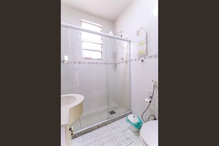 Casa à venda com 128m², 3 quartos e 2 vagas Casa à venda com 128m², 3 quartos e 2 vagasBanheiro Social