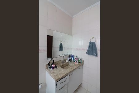 Casa à venda com 165m², 3 quartos e 2 vagasBanheiro da Suíte