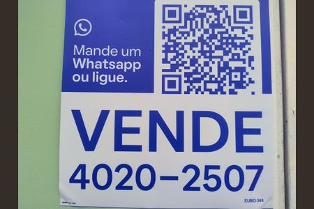 Casa à venda com 165m², 3 quartos e 2 vagasPlaca