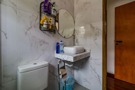 Casa à venda com 161m², 3 quartos e 3 vagas Casa à venda com 161m², 3 quartos e 3 vagasBanheiro da Suíte