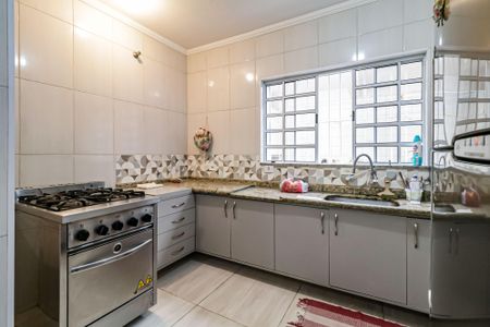 Casa à venda com 161m², 3 quartos e 3 vagas Casa à venda com 161m², 3 quartos e 3 vagasCozinha
