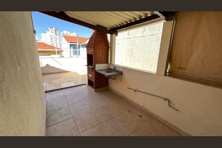 Casa à venda com 95m², 3 quartos e 2 vagasTerraço coberto com churrasqueira