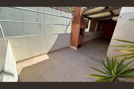 Casa à venda com 95m², 3 quartos e 2 vagasParte descoberta do terraço
