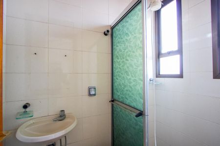 Apartamento à venda com 218m², 4 quartos e 5 vagasBanheiro de serviço
