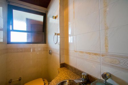 Apartamento à venda com 218m², 4 quartos e 5 vagasLavabo