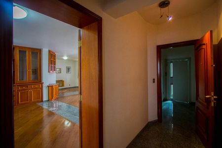 Apartamento à venda com 218m², 4 quartos e 5 vagasÁrea comum
