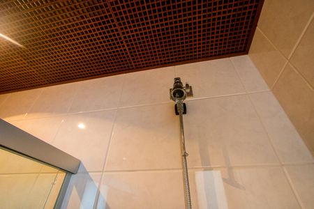 Apartamento à venda com 218m², 4 quartos e 5 vagasBanheiro da Suíte 3