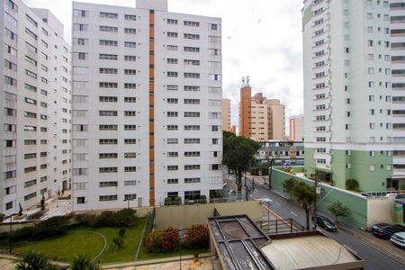 Apartamento à venda com 218m², 4 quartos e 5 vagasVista Varanda da Suíte 1 e 2