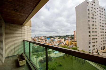 Apartamento à venda com 218m², 4 quartos e 5 vagasVaranda  Suíte 3