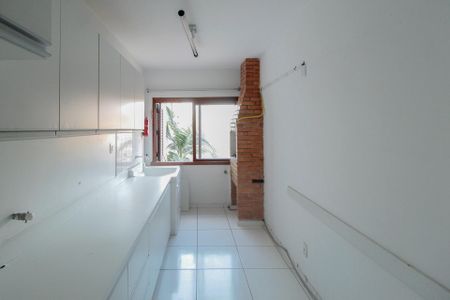 Casa à venda com 344m², 6 quartos e 5 vagasCozinha 2