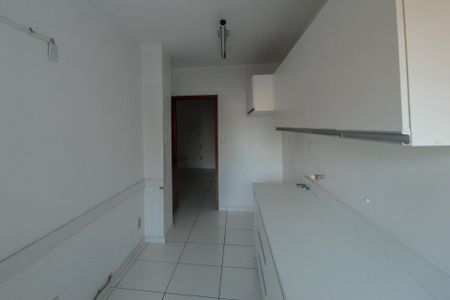 Casa à venda com 344m², 6 quartos e 5 vagasCozinha 2