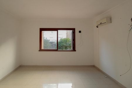 Casa à venda com 344m², 6 quartos e 5 vagasSuíte 1