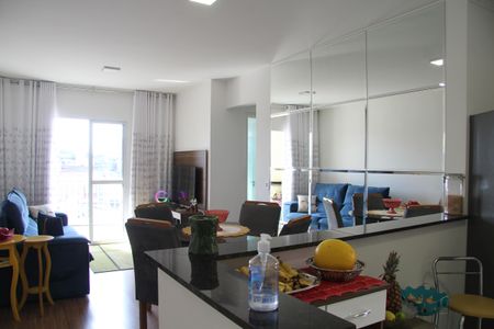 Apartamento à venda com 60m², 2 quartos e 1 vagaCozinha e Área de Serviço