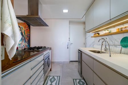 Apartamento à venda com 95m², 2 quartos e 2 vagasCozinha