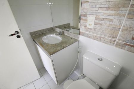 Apartamento para alugar com 69m², 3 quartos e 1 vaga Apartamento para alugar com 69m², 3 quartos e 1 vagaBanheiro
